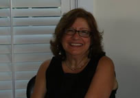 Madalyn Hillis-Dineen, Symmetrical Astrologer